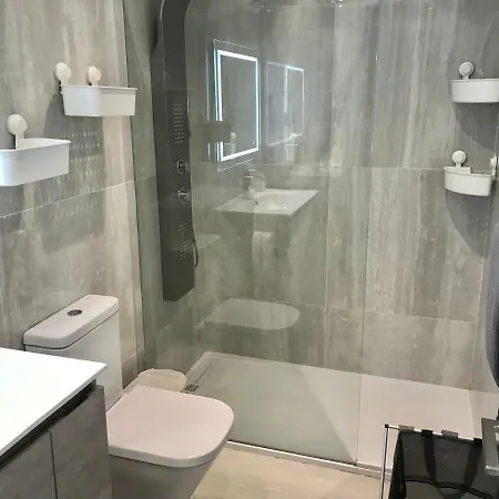 Appartamento Beautiful Pool Side 2 Bed Apt With Free Wifi In Pdc Apt 6b