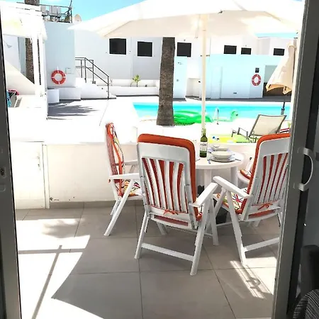 Appartamento Beautiful Pool Side 2 Bed Apt With Free Wifi In Pdc Apt 6b